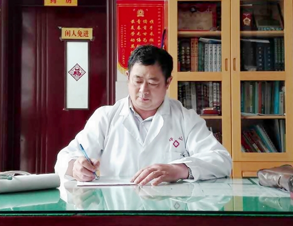 �����ͣ�������³���ֳ�����  �¼�˫ܰ��